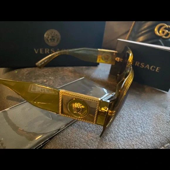 NEW Versace Glasses, Dust Bag, Case, and Box Versace | Accessories | New Versace Glasses Dust Bag Case  main image 2